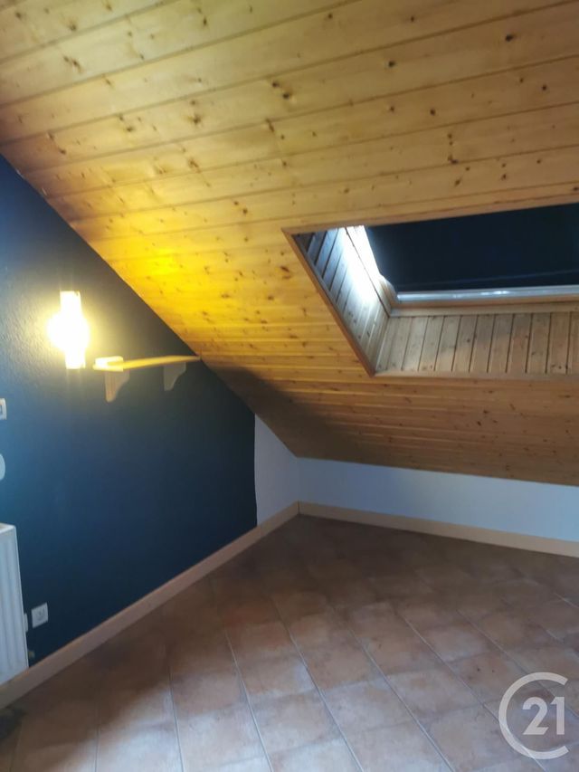 Maison &agrave; louer - 5 pi&egrave;ces - 135,29 m2 - Gilley - 25 - FRANCHE-COMTE