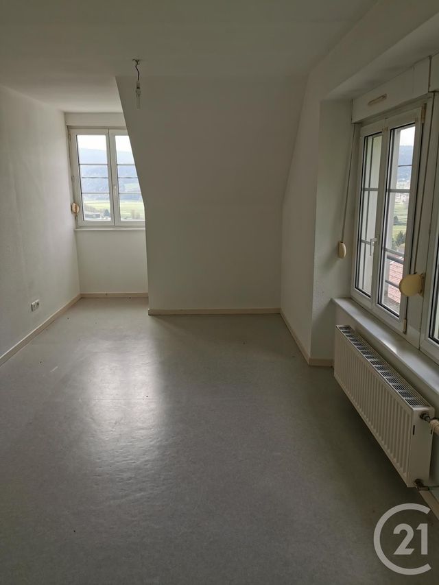 Appartement &agrave; louer - 4 pi&egrave;ces - 89,64 m2 - Morteau - 25 - FRANCHE-COMTE