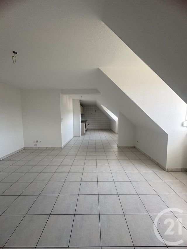 Appartement &agrave; louer - 4 pi&egrave;ces - 89,64 m2 - Morteau - 25 - FRANCHE-COMTE
