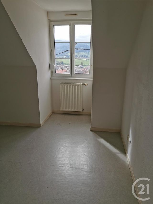 Appartement &agrave; louer - 4 pi&egrave;ces - 89,64 m2 - Morteau - 25 - FRANCHE-COMTE