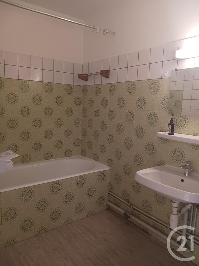 Appartement F3 &agrave; louer - 3 pi&egrave;ces - 58,48 m2 - Morteau - 25 - FRANCHE-COMTE