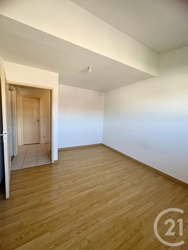 Appartement F4 &agrave; louer - 4 pi&egrave;ces - 70 m2 - Les Fins - 25 - FRANCHE-COMTE