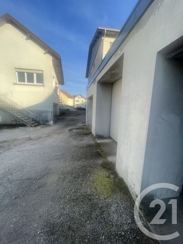 Parking &agrave; louer - 15 m2 - Morteau - 25 - FRANCHE-COMTE