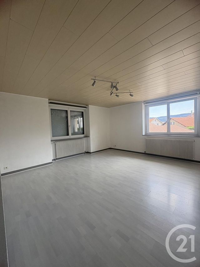 Appartement F4 &agrave; louer - 4 pi&egrave;ces - 96,81 m2 - Morteau - 25 - FRANCHE-COMTE