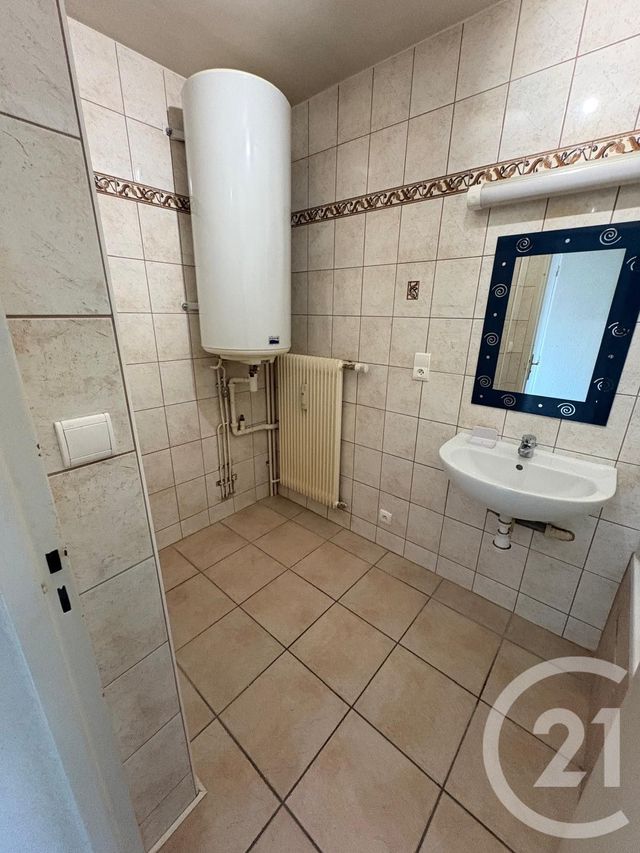 Appartement F3 &agrave; louer - 3 pi&egrave;ces - 72 m2 - Morteau - 25 - FRANCHE-COMTE