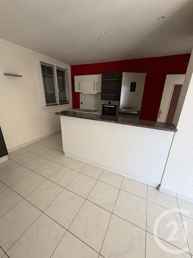 Appartement F3 &agrave; louer - 3 pi&egrave;ces - 72 m2 - Morteau - 25 - FRANCHE-COMTE