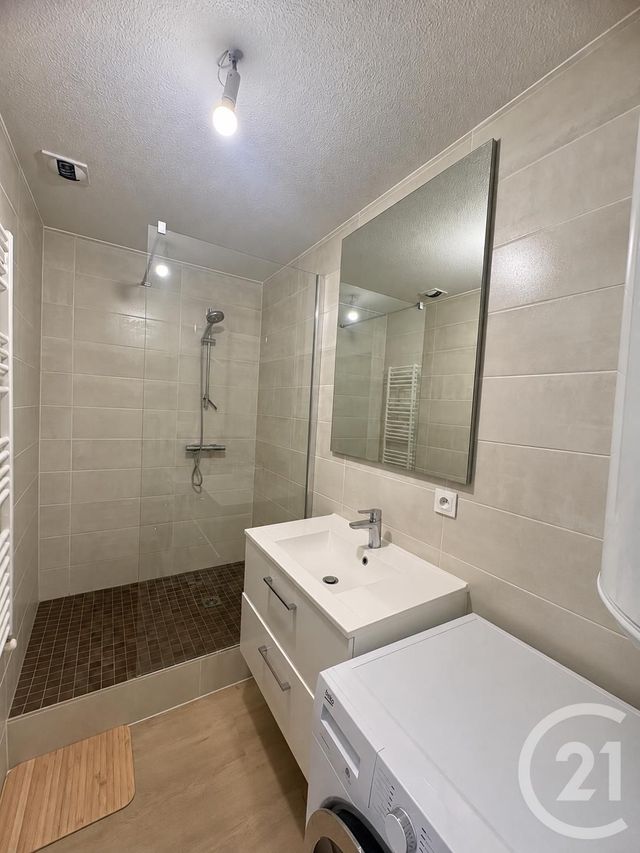 Appartement F2 &agrave; louer - 2 pi&egrave;ces - 47,27 m2 - Les Fins - 25 - FRANCHE-COMTE