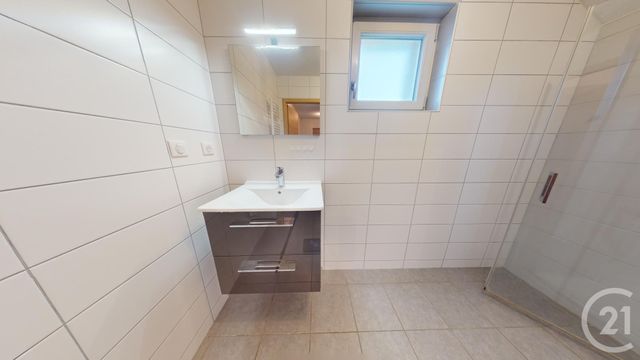 Appartement T3 &agrave; louer - 3 pi&egrave;ces - 48,13 m2 - Les Fins - 25 - FRANCHE-COMTE