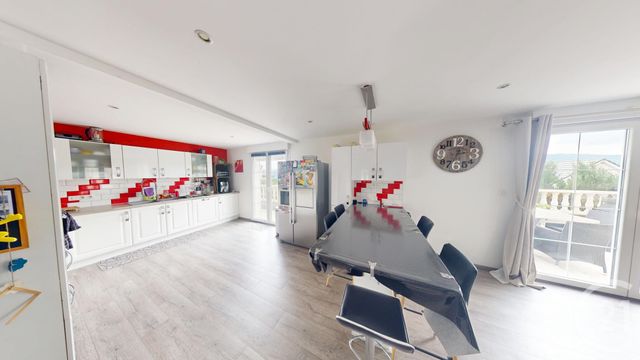 Maison &agrave; vendre - 9 pi&egrave;ces - 271 m2 - Villers Le Lac - 25 - FRANCHE-COMTE