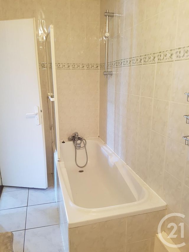 Appartement T3 à vendre - 3 pièces - 68,78 m2 - Morteau - 25 - FRANCHE-COMTE