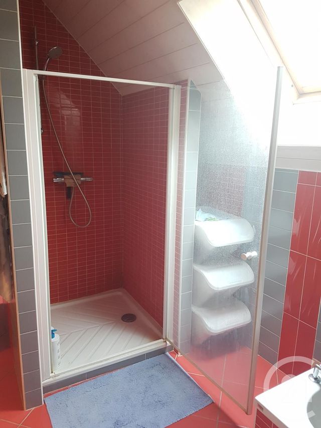 Appartement &agrave; louer - 7 pi&egrave;ces - 110 m2 - Morteau - 25 - FRANCHE-COMTE