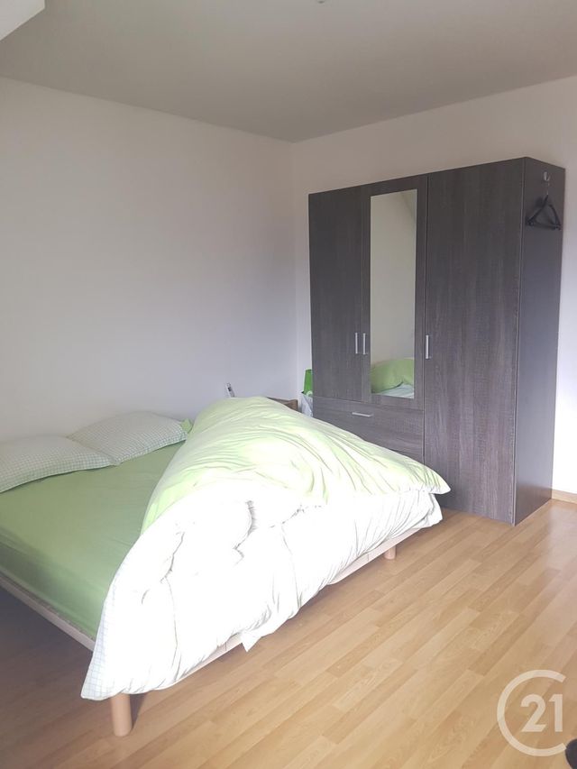 Appartement &agrave; louer - 7 pi&egrave;ces - 110 m2 - Morteau - 25 - FRANCHE-COMTE