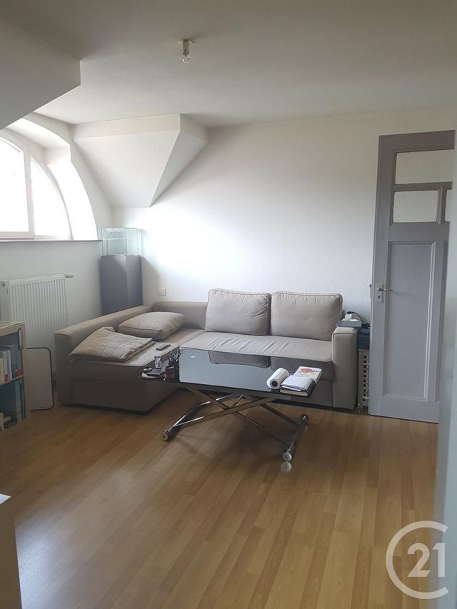 Appartement &agrave; louer - 7 pi&egrave;ces - 110 m2 - Morteau - 25 - FRANCHE-COMTE