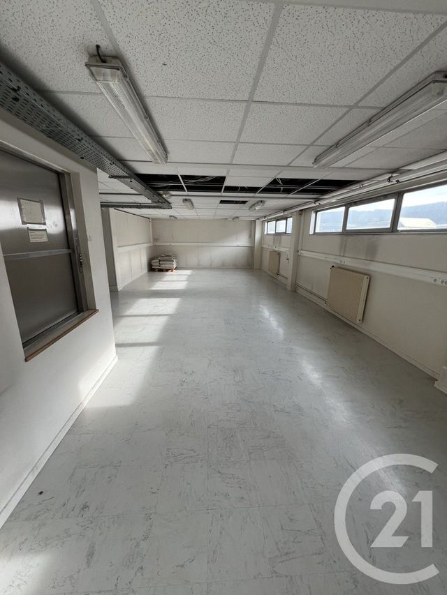 Divers &agrave; vendre - 950,66 m2 - Morteau - 25 - FRANCHE-COMTE