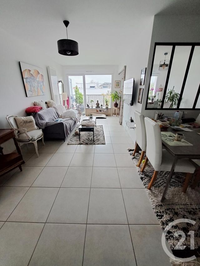 Appartement F3 à vendre - 3 pièces - 60,69 m2 - St Sebastien Sur Loire - 44 - PAYS-DE-LOIRE