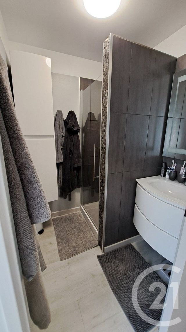 Appartement F4 à vendre - 4 pièces - 103,01 m2 - St Sebastien Sur Loire - 44 - PAYS-DE-LOIRE