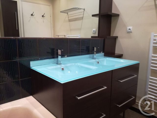 Appartement F5 &agrave; vendre - 5 pi&egrave;ces - 124,41 m2 - St Sebastien Sur Loire - 44 - PAYS-DE-LOIRE