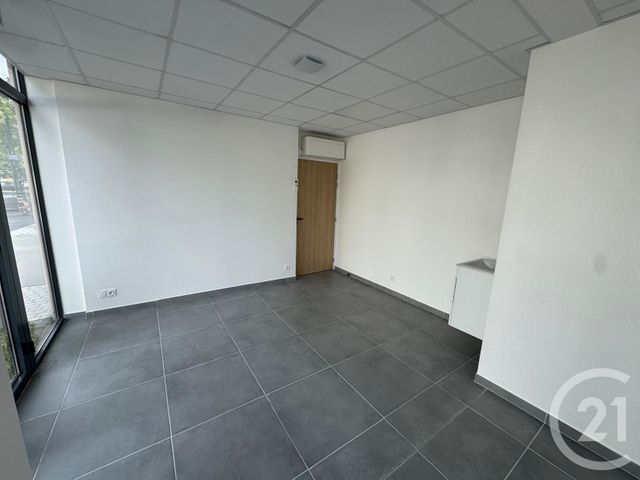 Bureaux à louer - 68.06 m2 - 92 - Hauts-de-Seine