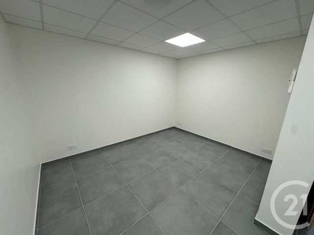 Bureaux à louer - 68.06 m2 - 92 - Hauts-de-Seine