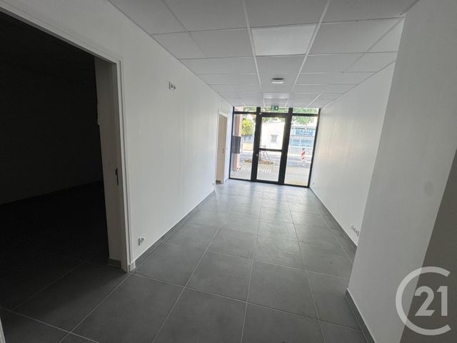 Bureaux à louer - 68.06 m2 - 92 - Hauts-de-Seine