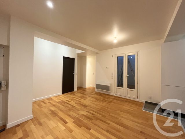 Maison &agrave; louer - 3 pi&egrave;ces - 55,86 m2 - Montigny Les Cormeilles - 95 - ILE-DE-FRANCE