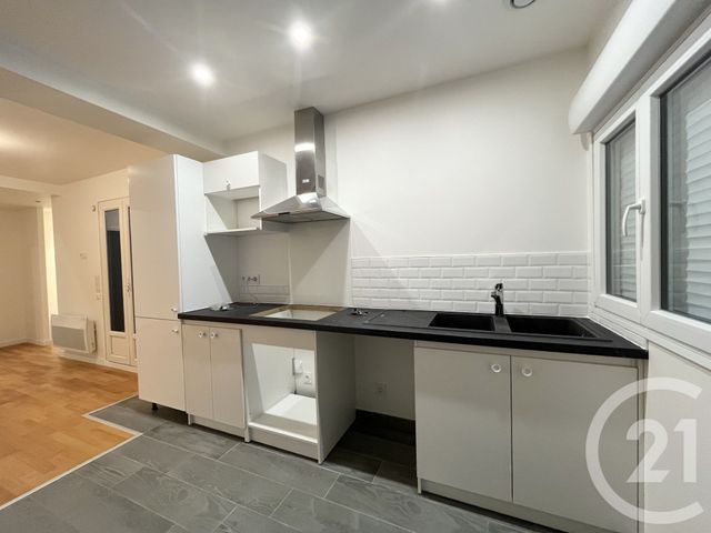 Maison &agrave; louer - 3 pi&egrave;ces - 55,86 m2 - Montigny Les Cormeilles - 95 - ILE-DE-FRANCE