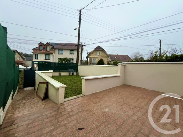 Maison &agrave; louer - 3 pi&egrave;ces - 55,86 m2 - Montigny Les Cormeilles - 95 - ILE-DE-FRANCE