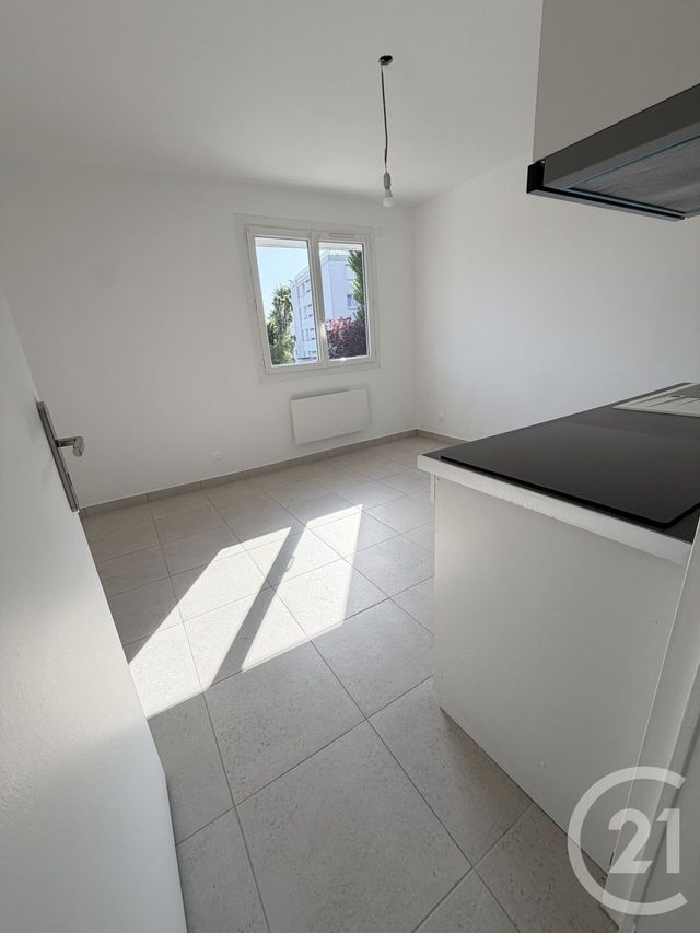 Appartement F2 &agrave; louer - 2 pi&egrave;ces - 35,23 m2 - Montesson - 78 - ILE-DE-FRANCE