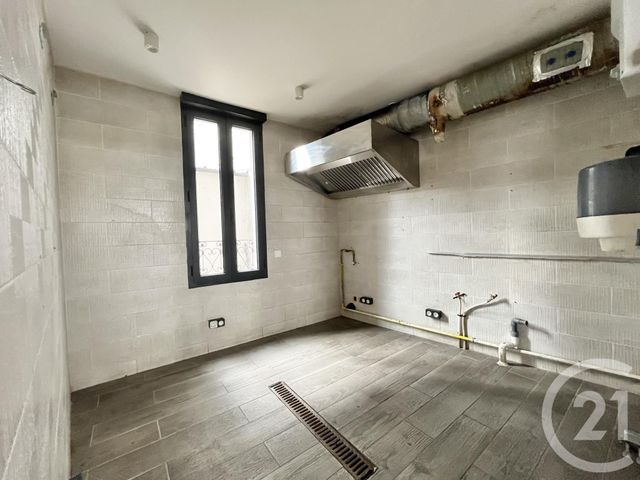 Local commercial à louer - 58.64 m2 - 78 - Yvelines