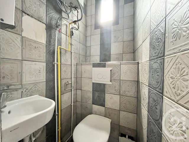 Local commercial à louer - 58.64 m2 - 78 - Yvelines