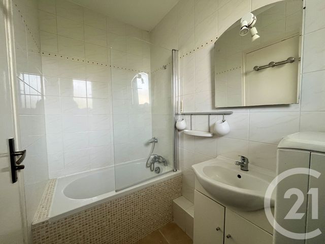 Appartement F1 &agrave; louer - 1 pi&egrave;ce - 29,03 m2 - Ermont - 95 - ILE-DE-FRANCE
