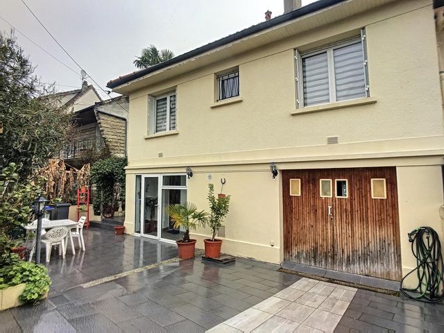 Maison à vendre - 5 pièces - 91,69 m2 - Argenteuil - 95 - ILE-DE-FRANCE