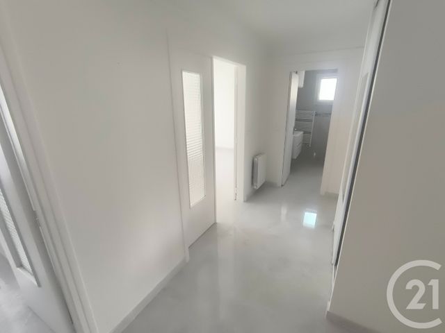 Appartement F3 &agrave; louer - 3 pi&egrave;ces - 73,79 m2 - Massy - 91 - ILE-DE-FRANCE