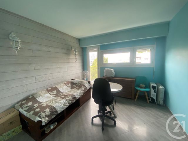 Appartement F5 à vendre - 5 pièces - 104,80 m2 - Massy - 91 - ILE-DE-FRANCE