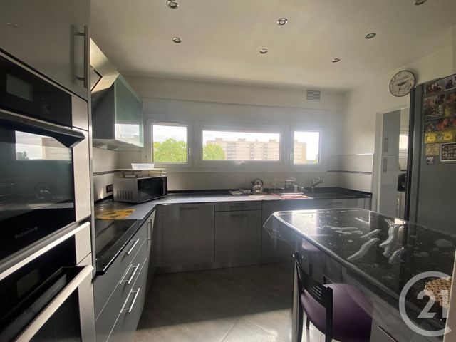 Appartement F5 à vendre - 5 pièces - 104,80 m2 - Massy - 91 - ILE-DE-FRANCE