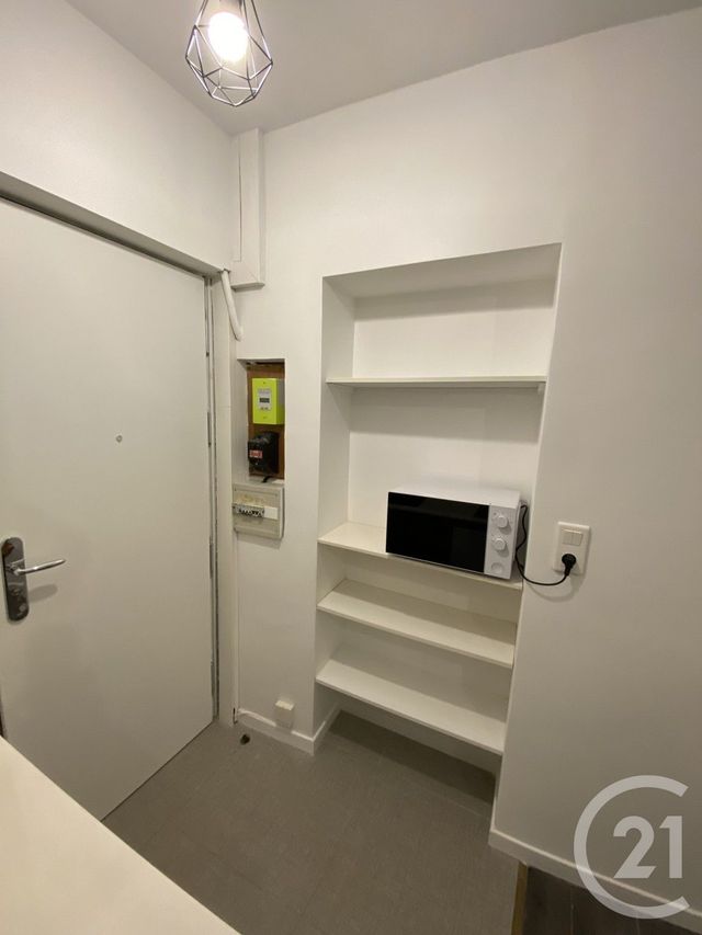 Appartement F1 à louer - 1 pièce - 13,90 m2 - Montrouge - 92 - ILE-DE-FRANCE