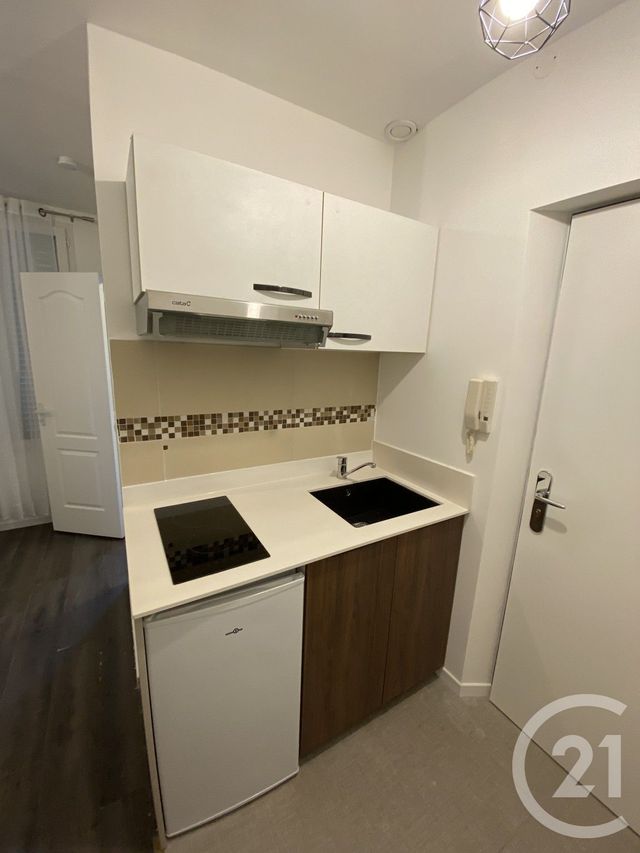 Appartement F1 à louer - 1 pièce - 13,90 m2 - Montrouge - 92 - ILE-DE-FRANCE