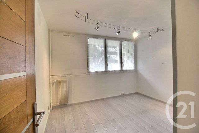 Appartement Duplex à vendre - 4 pièces - 79,20 m2 - Massy - 91 - ILE-DE-FRANCE