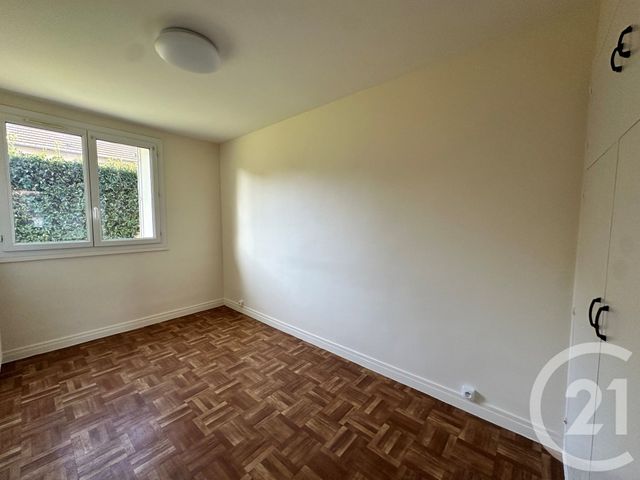 Appartement F4 &agrave; louer - 4 pi&egrave;ces - 62,88 m2 - Massy - 91 - ILE-DE-FRANCE