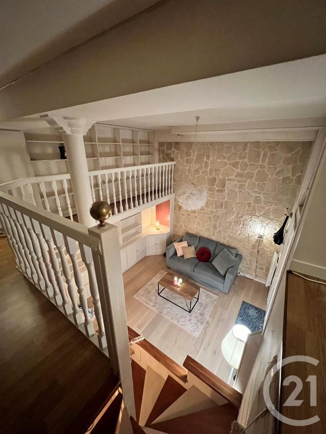 Appartement Atelier d'artiste &agrave; louer - 2 pi&egrave;ces - 30,03 m2 - Paris - 75010 - ILE-DE-FRANCE