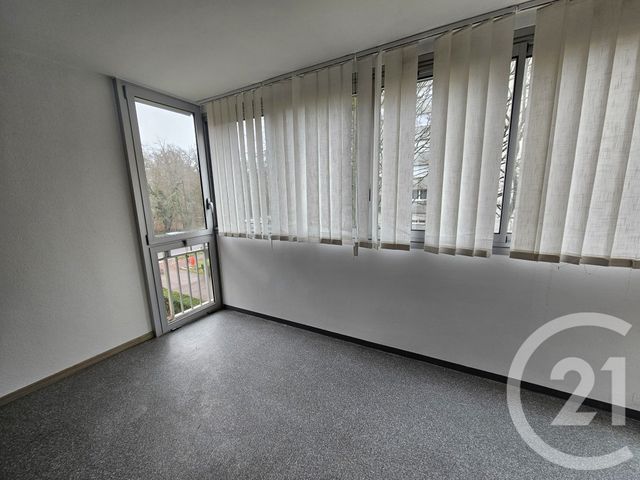 Appartement F3 &agrave; louer - 3 pi&egrave;ces - 74,23 m2 - Velizy Villacoublay - 78 - ILE-DE-FRANCE