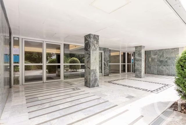 Appartement F1 &agrave; louer - 1 pi&egrave;ce - 23,21 m2 - Le Chesnay - 78 - ILE-DE-FRANCE