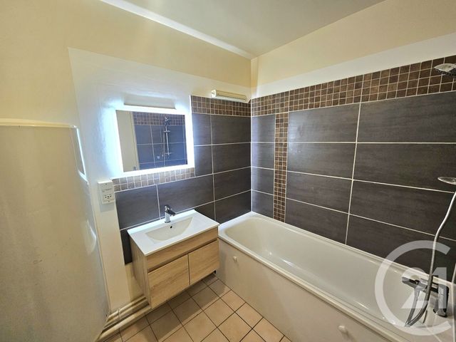 Appartement F2 &agrave; louer - 2 pi&egrave;ces - 46,04 m2 - Massy - 91 - ILE-DE-FRANCE