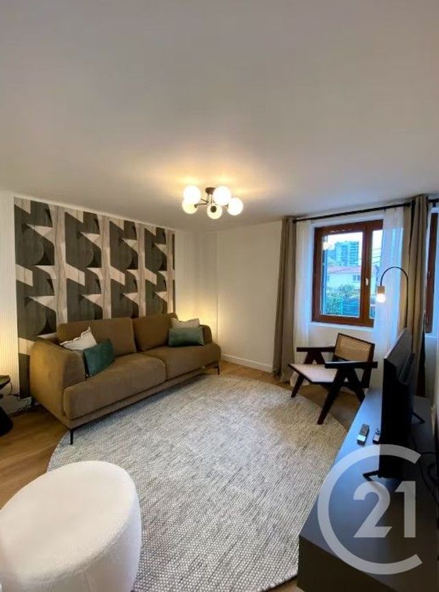 Appartement Duplex &agrave; louer - 3 pi&egrave;ces - 42,25 m2 - Massy - 91 - ILE-DE-FRANCE