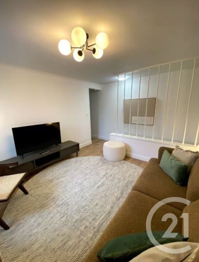 Appartement Duplex &agrave; louer - 3 pi&egrave;ces - 42,25 m2 - Massy - 91 - ILE-DE-FRANCE