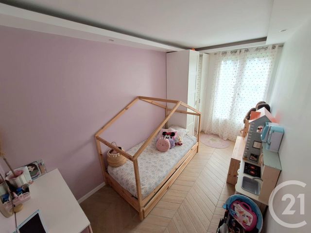 Appartement F5 &agrave; louer - 5 pi&egrave;ces - 100 m2 - Massy - 91 - ILE-DE-FRANCE