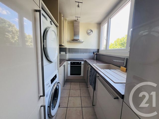 Appartement F3 &agrave; louer - 3 pi&egrave;ces - 56,43 m2 - L Hay Les Roses - 94 - ILE-DE-FRANCE