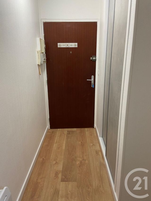 Appartement F1 &agrave; louer - 1 pi&egrave;ce - 27,87 m2 - Palaiseau - 91 - ILE-DE-FRANCE