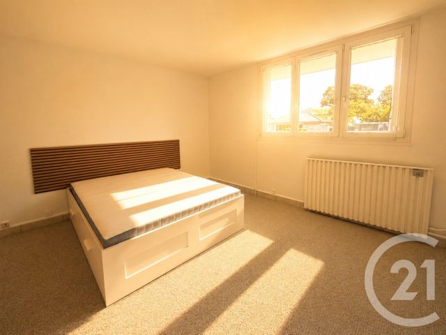 Appartement F1 &agrave; louer - 1 pi&egrave;ce - 38,63 m2 - Chilly Mazarin - 91 - ILE-DE-FRANCE