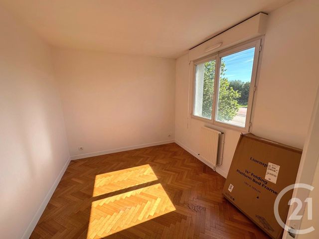 Appartement F3 &agrave; louer - 3 pi&egrave;ces - 60,43 m2 - Palaiseau - 91 - ILE-DE-FRANCE